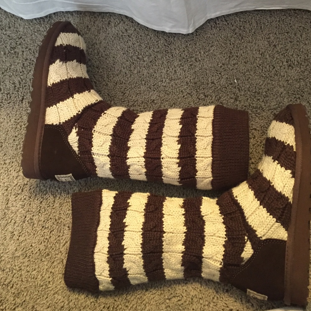 New Brown and cream UGGs